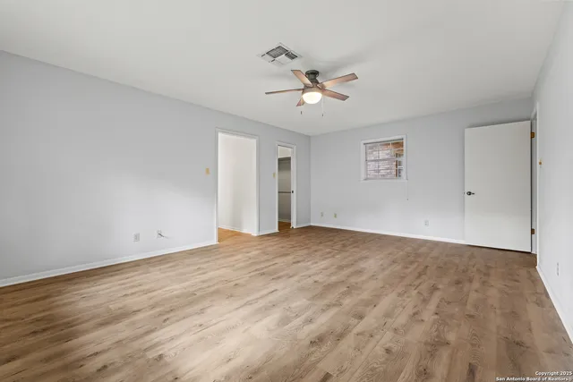 $450,000 | 126 Tanglewood Drive, Fredericksburg, TX 78624