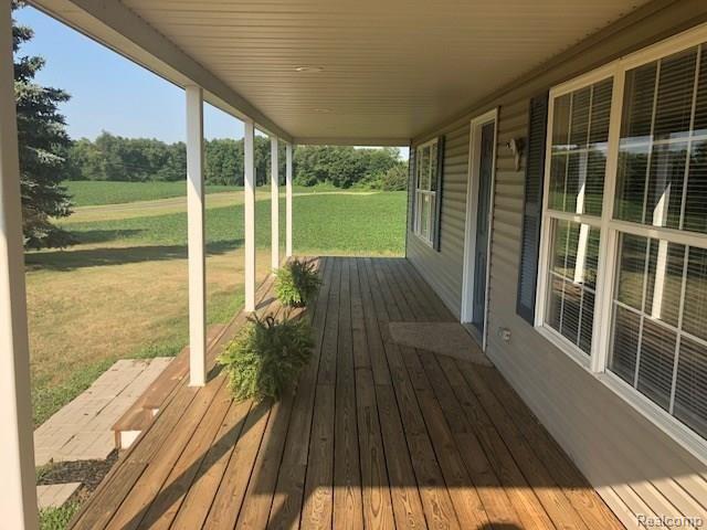 5731 Preston Road Howell, MI 48855 - Photo 8 of 40 IMG_4013.jpg