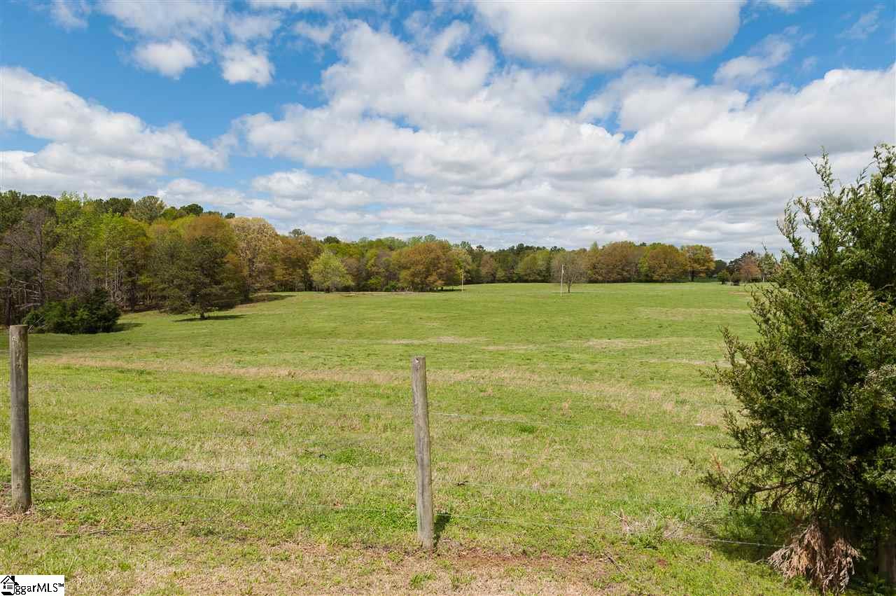 130 Blackstock Road Pauline, SC 29374 - Photo 11 of 36 Gallery Image 11