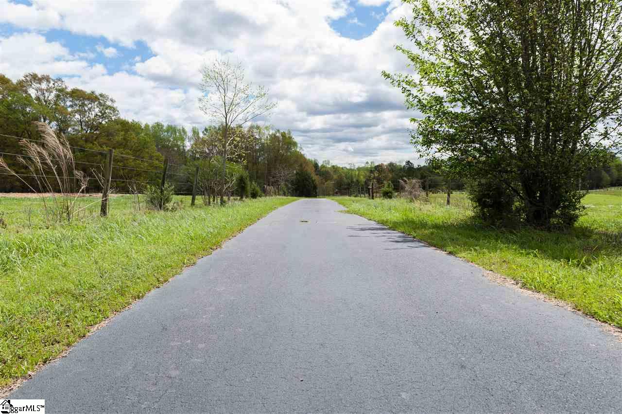 130 Blackstock Road Pauline, SC 29374 - Photo 10 of 36 Gallery Image 10