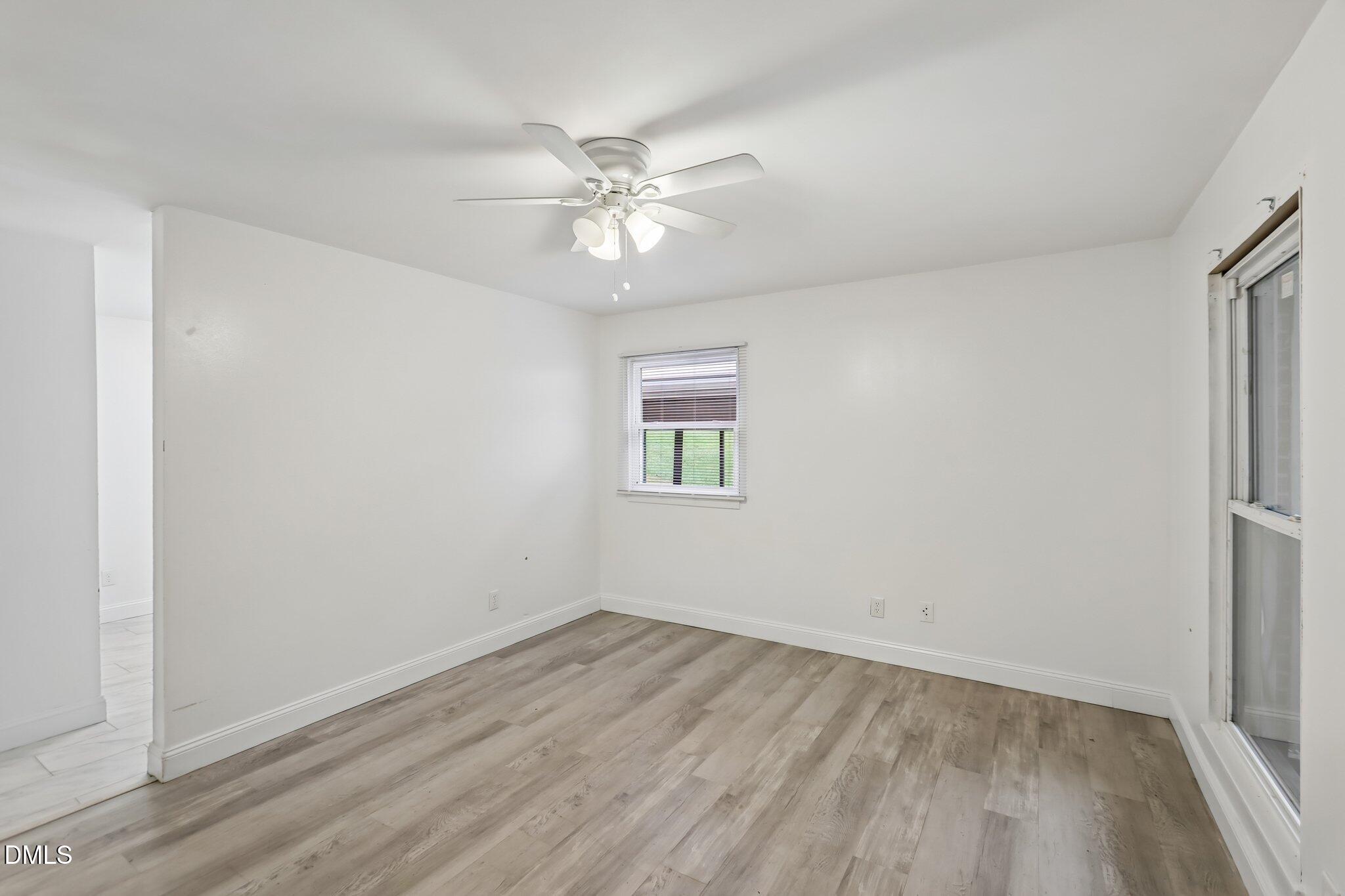 404 Lynn Road Durham, NC 27703 - Photo 6 of 22 5-web-or-mls-Lynn Rd-S0410-005