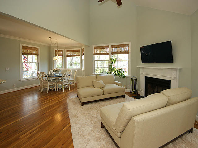 943 Pine Hollow Road Mount Pleasant, SC 29464 - Photo 3 of 33 17
