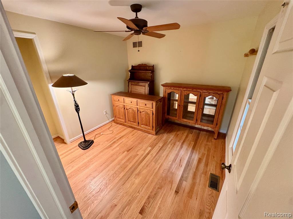 8650 Oak Hill Road Clarkston, MI 48348 - Photo 29 of 31 Gallery Image 29