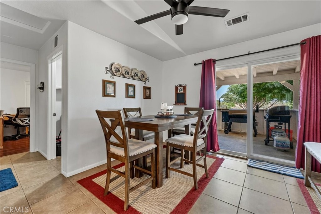 11362 Sonora Road Phelan, CA 92371 - Photo 9 of 43