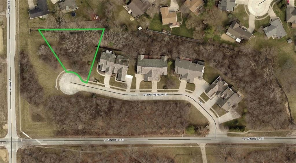 4422-4424 Mt Vernon Place Decatur, IL 62521 - Photo 2 of 2