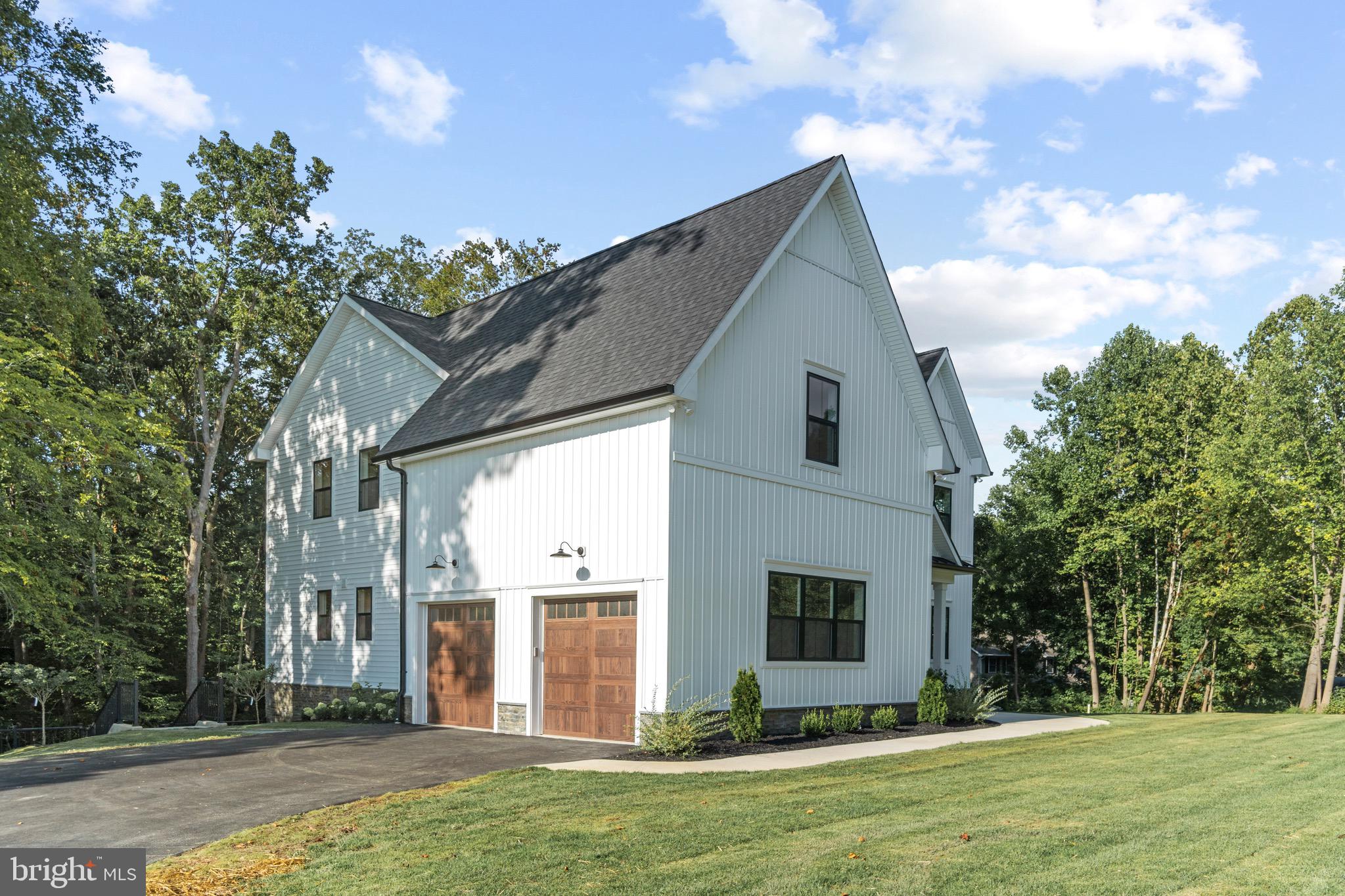 290 Bayard Road Lothian, MD 20711 - Photo 4 of 58 Gallery Image 4