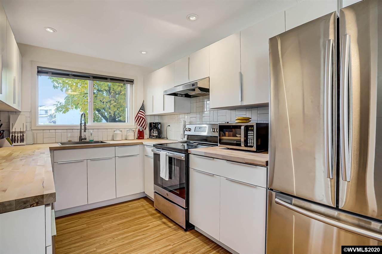 3784 Auburn Road Northeast Salem, OR 97301 - Photo 15 of 32 Gallery Image 15