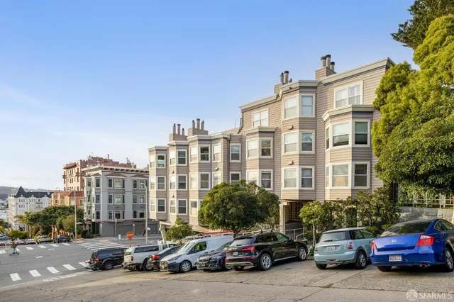$899,000 | 1380 Greenwich Street, Unit 203, San Francisco, CA 94109