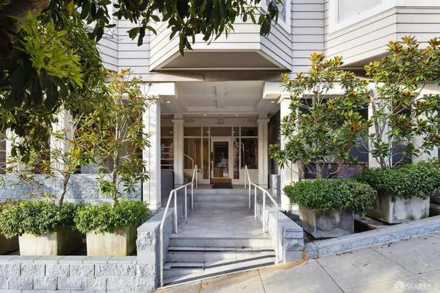 $899,000 | 1380 Greenwich Street, Unit 203, San Francisco, CA 94109