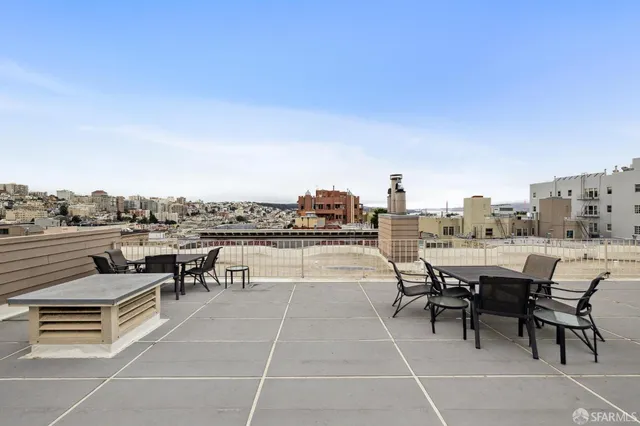 $899,000 | 1380 Greenwich Street, Unit 203, San Francisco, CA 94109