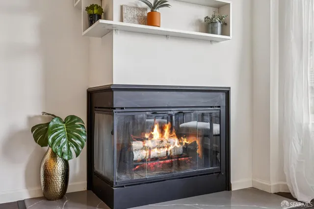 $899,000 | 1380 Greenwich Street, Unit 203, San Francisco, CA 94109