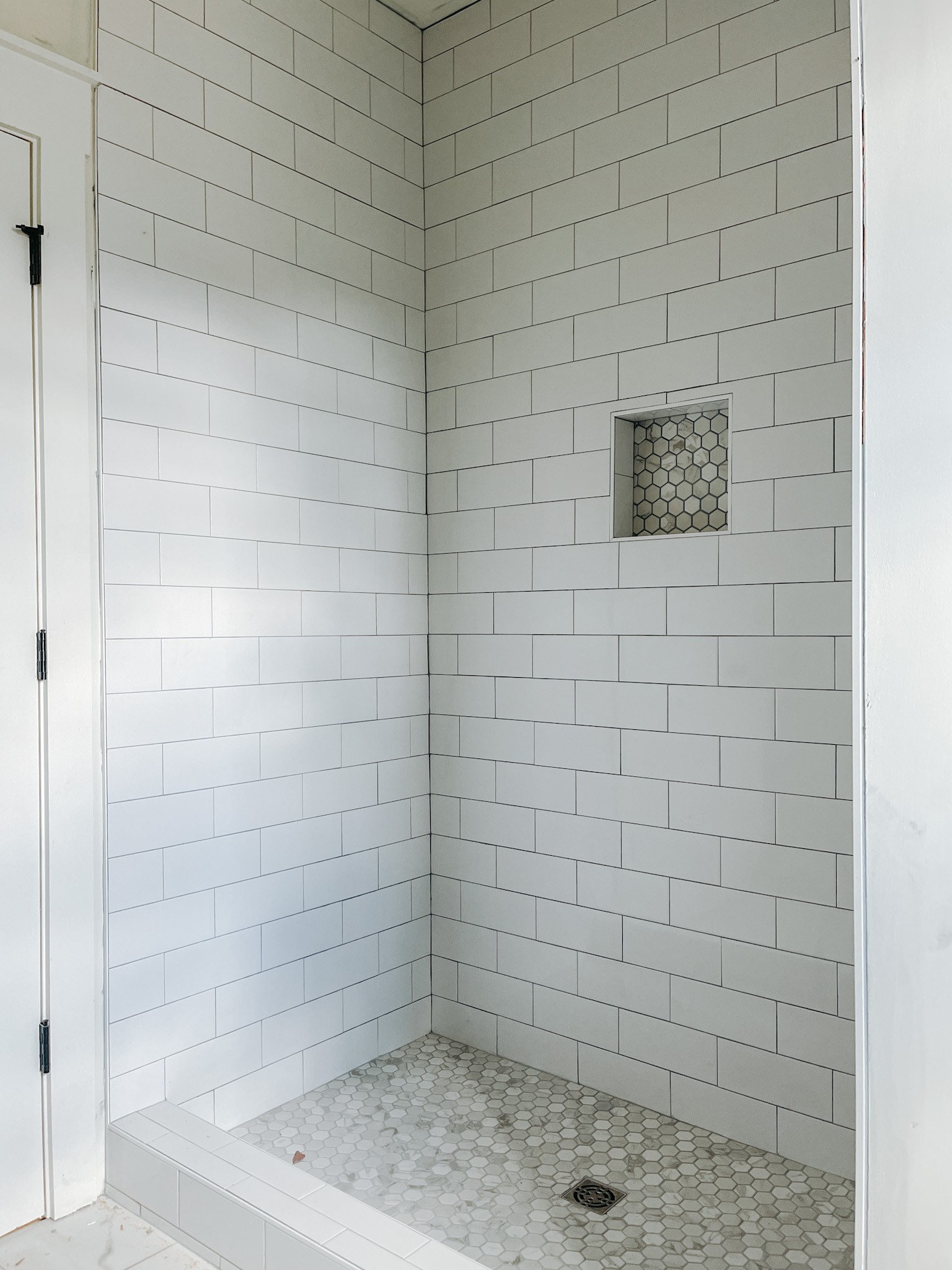251 Tom Ferrell Road Portland, TN 37148 - Photo 7 of 7 a bathroom with a shower