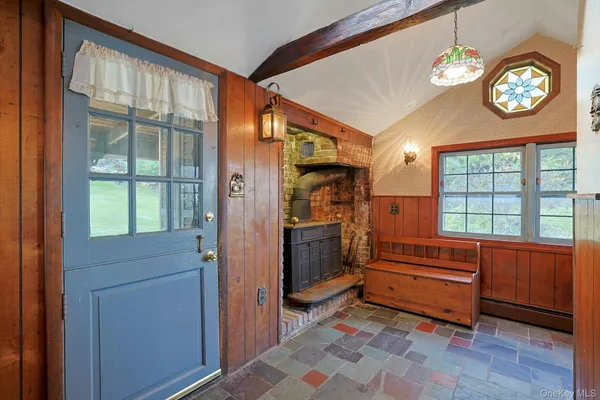 $750,000 | 8 Ayers Drive, Tomkins Cove, NY 10986
