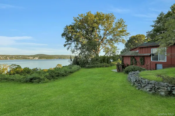 $750,000 | 8 Ayers Drive, Tomkins Cove, NY 10986