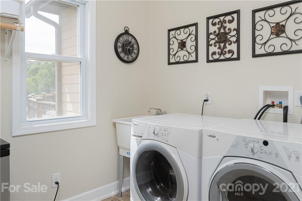 12 Horizon View Lane Alexander, NC 28701 - Photo 23 of 36 a view of livingroom with washer and dryer