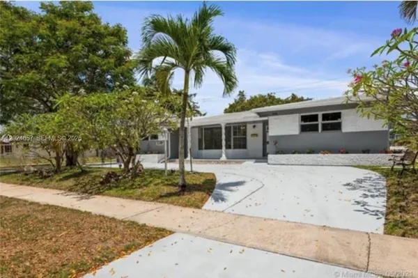 $4,500 | 3619 West Park Road, Hollywood, FL 33021