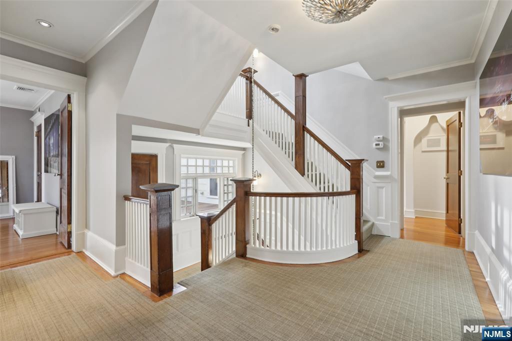 326 West End Avenue Ridgewood, NJ 07450 - Photo 21 of 46