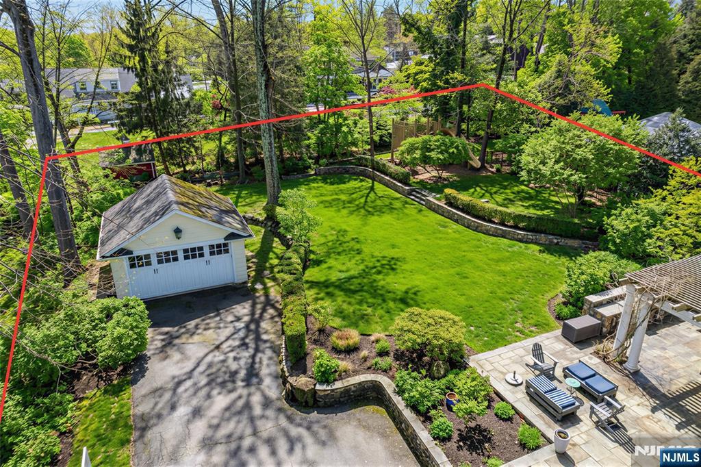 326 West End Avenue Ridgewood, NJ 07450 - Photo 3 of 46