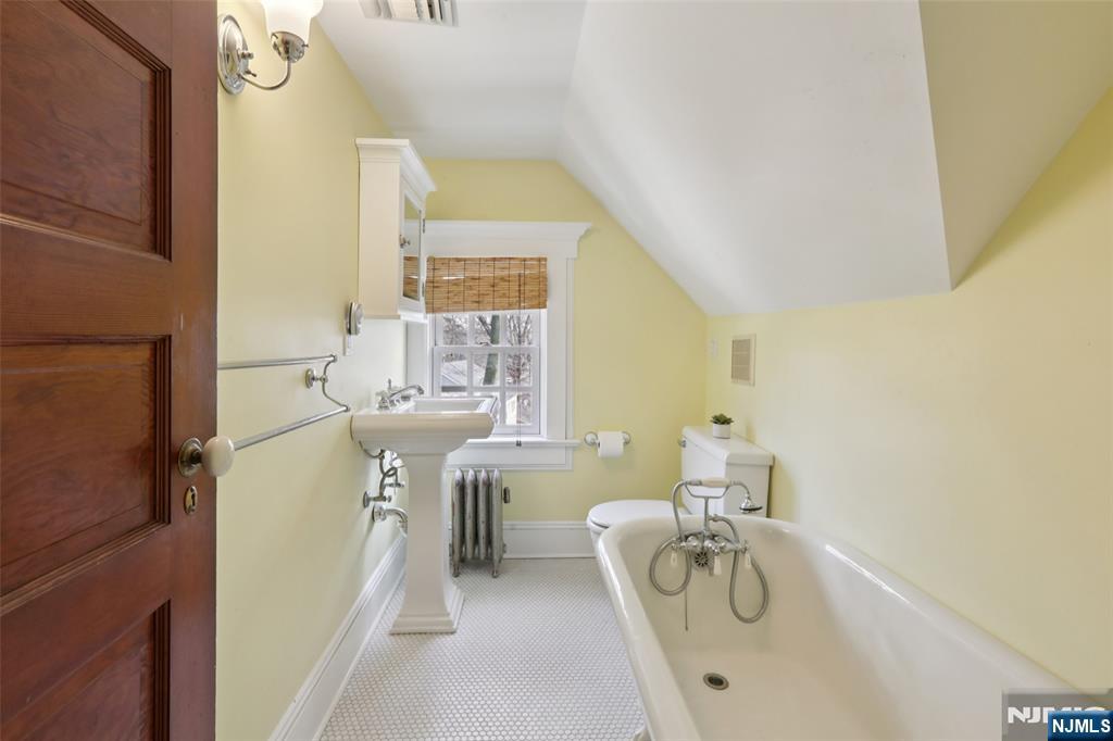 326 West End Avenue Ridgewood, NJ 07450 - Photo 36 of 46