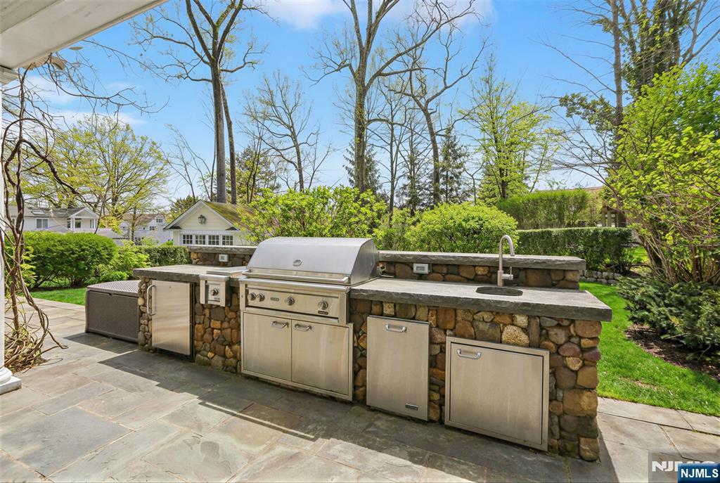 326 West End Avenue Ridgewood, NJ 07450 - Photo 45 of 46