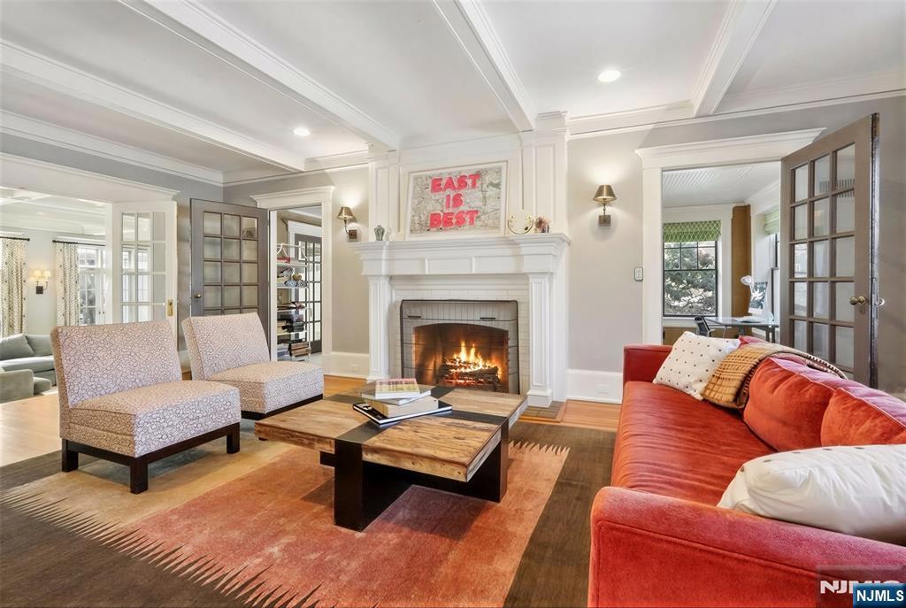 326 West End Avenue Ridgewood, NJ 07450 - Photo 5 of 46