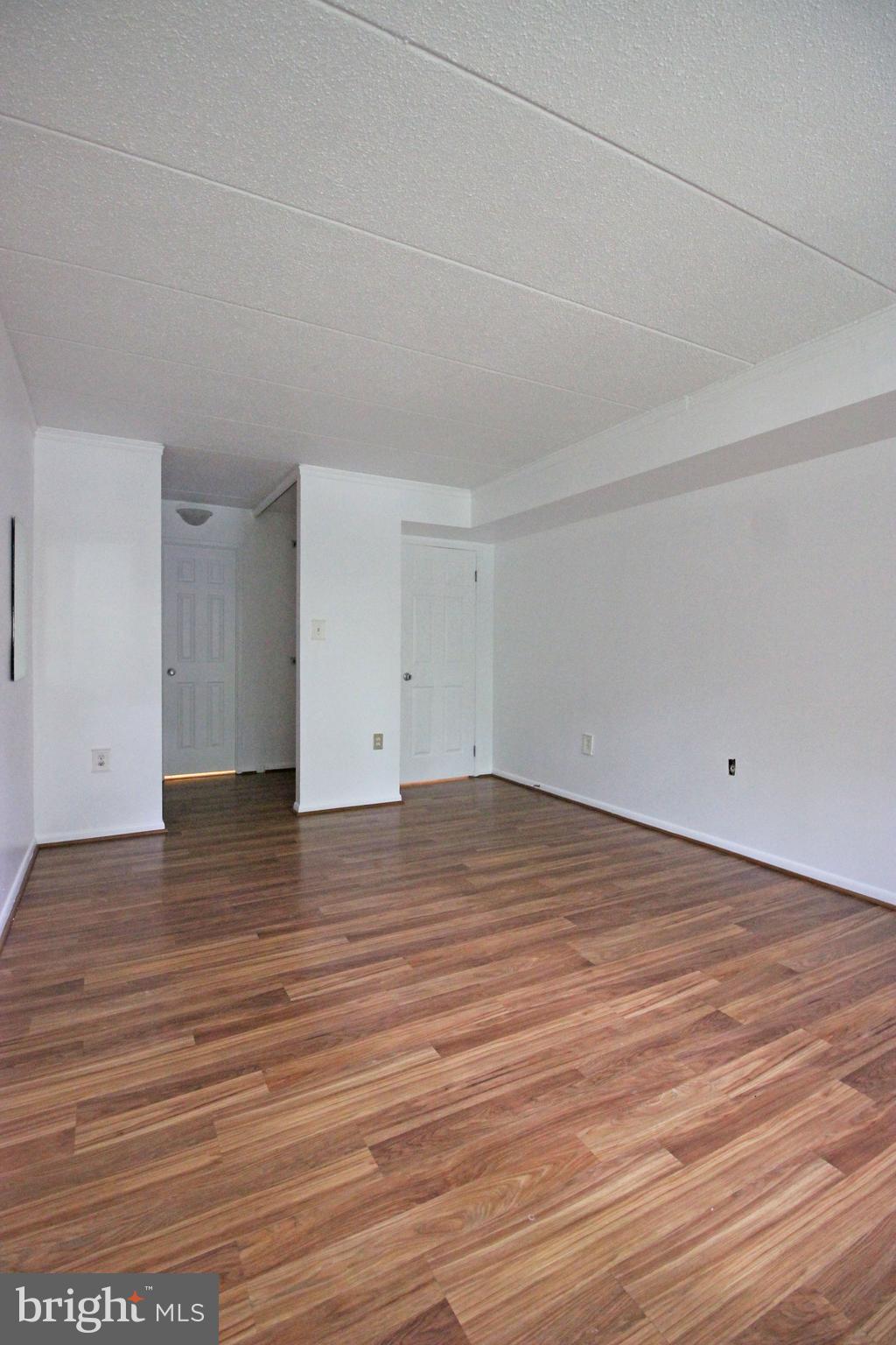 11607 Windbluff Court Reston, VA 20191 - Photo 19 of 30