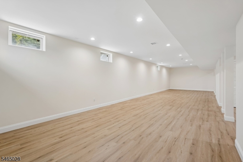 107 Beaver Run Road Hamburg, NJ 07419 - Photo 24 of 25 Gallery Image 24