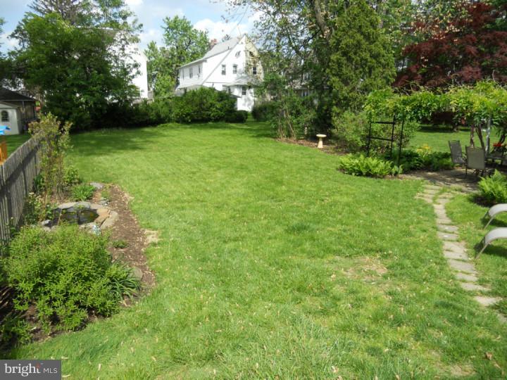 2931 Mapleshade Road Ardmore, PA 19003 - Photo 2 of 25 View in Back