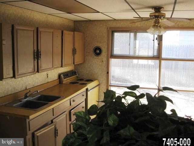 1198 Priority Road York, PA 17404 - Photo 3 of 6