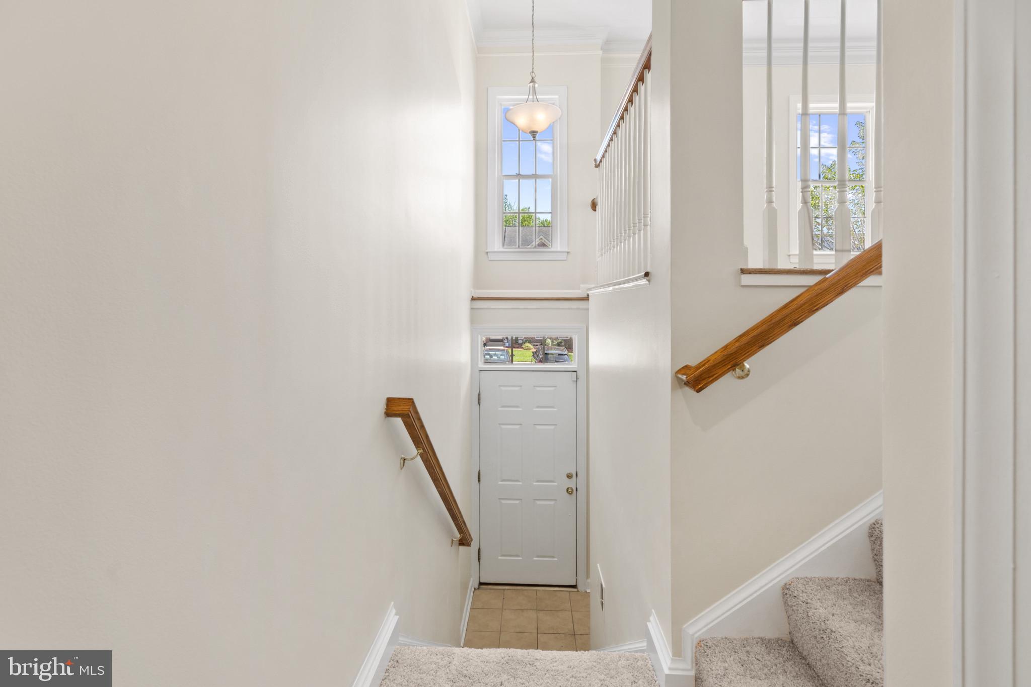 1562 Rutland Way Hanover, MD 21076 - Photo 2 of 44 Foyer