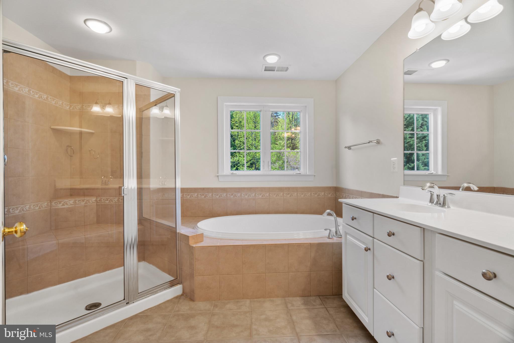 1562 Rutland Way Hanover, MD 21076 - Photo 23 of 44 Owner's Bathroom