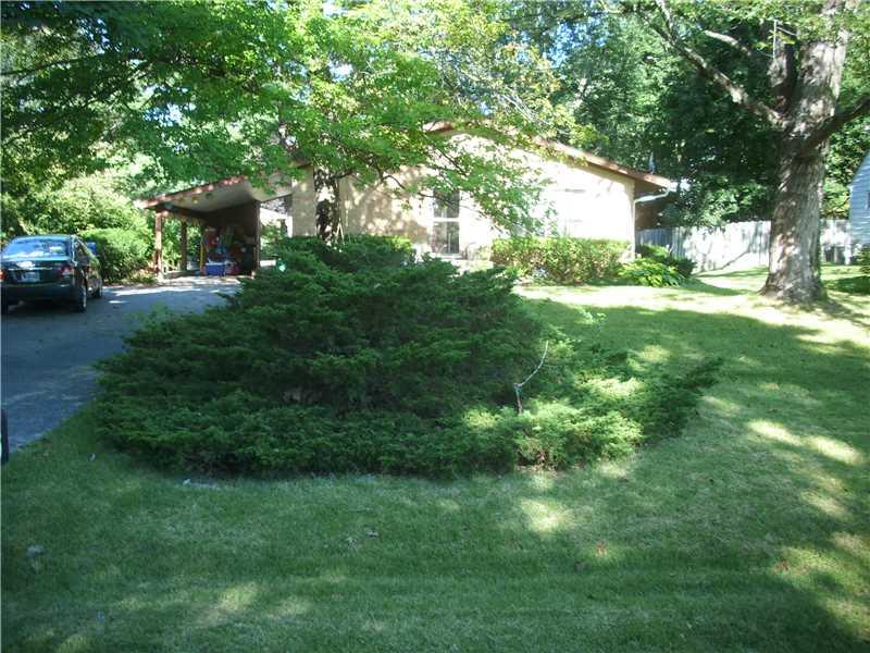 9116 Warwick Road Indianapolis, IN 46240 - Photo 2 of 14