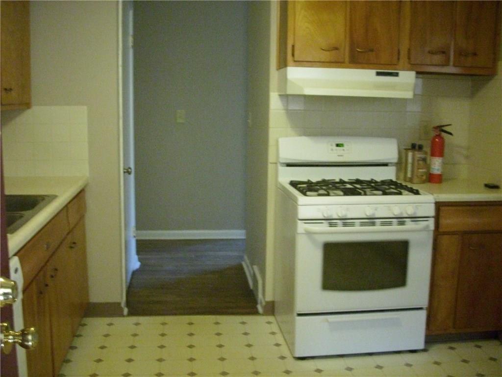 9116 Warwick Road Indianapolis, IN 46240 - Photo 6 of 14