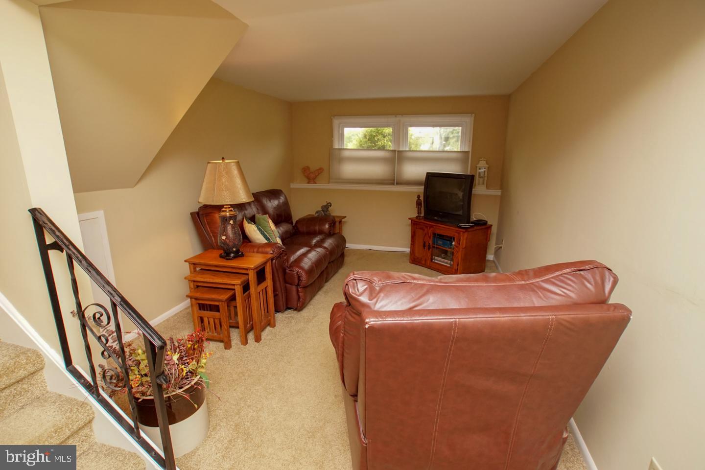 210 Surrey Road Chalfont, PA 18914 - Photo 24 of 37 Gallery Image 24