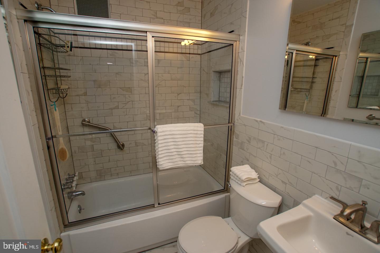 210 Surrey Road Chalfont, PA 18914 - Photo 27 of 37 Gallery Image 27