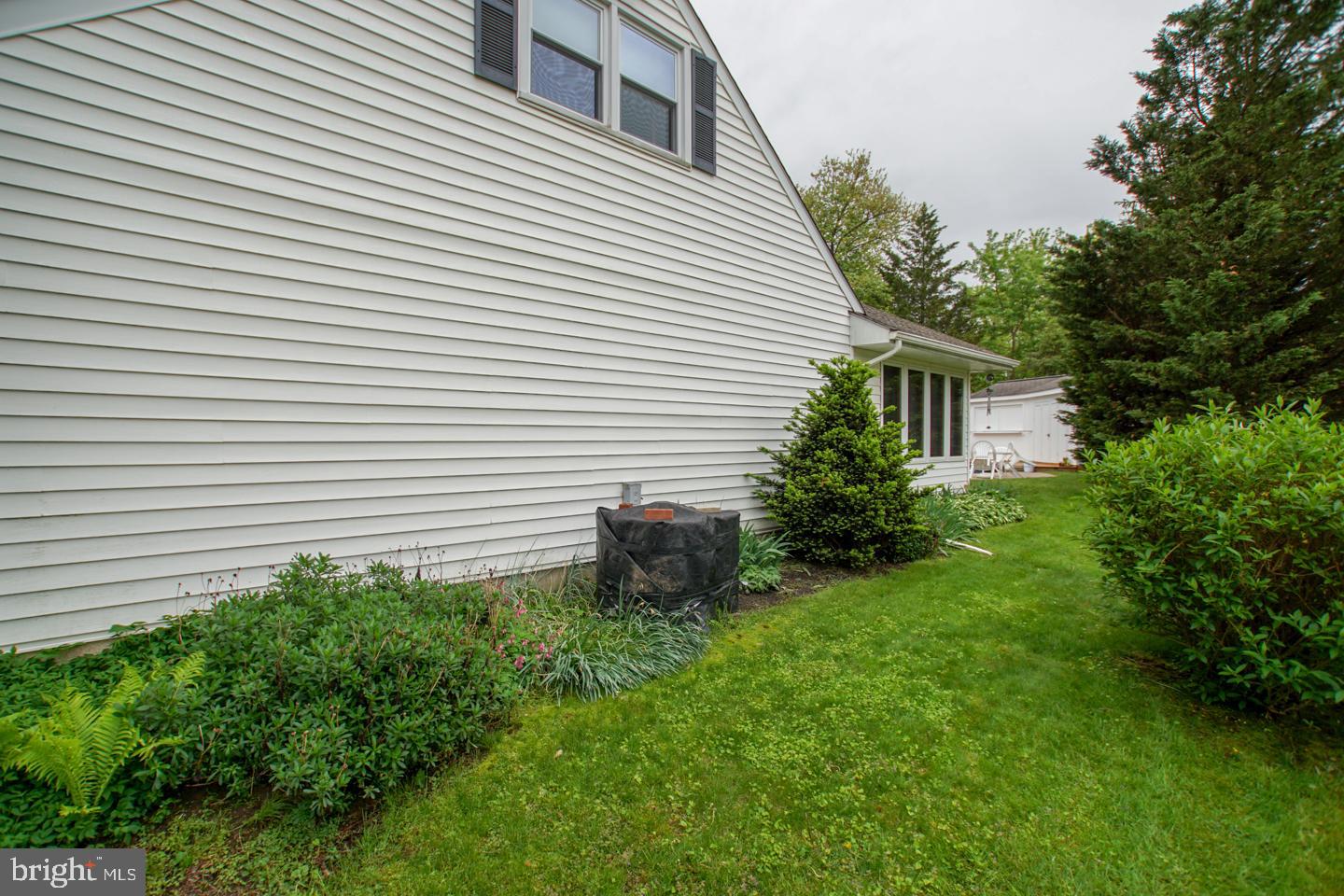 210 Surrey Road Chalfont, PA 18914 - Photo 6 of 37 Gallery Image 6