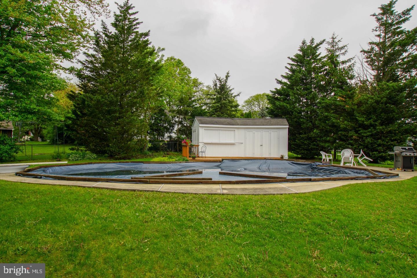 210 Surrey Road Chalfont, PA 18914 - Photo 7 of 37 Gallery Image 7