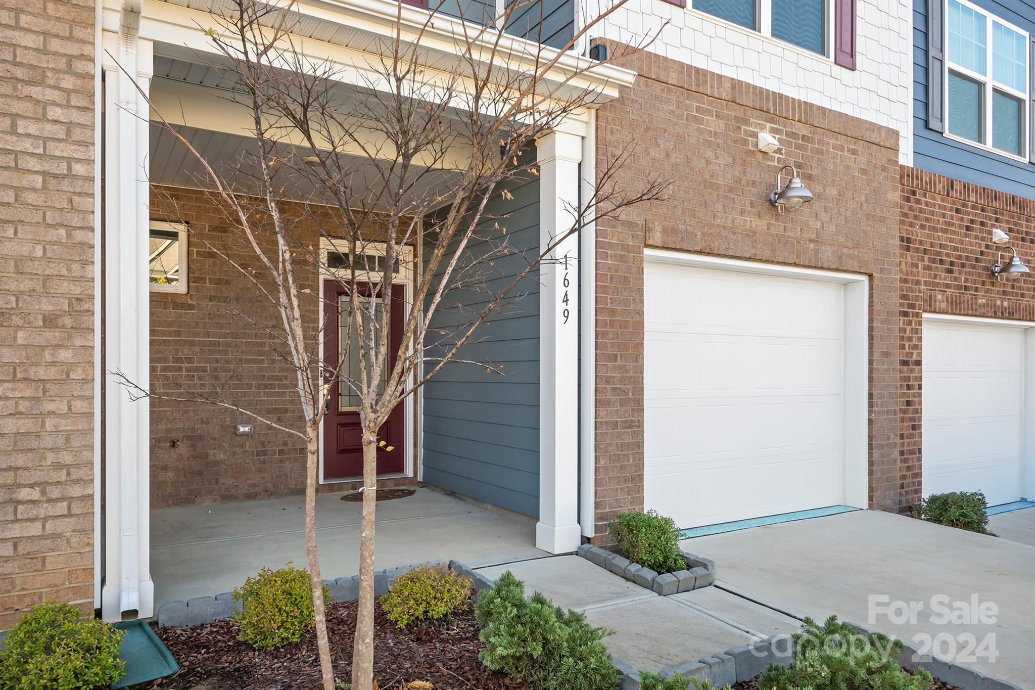 1649 Corwin Bend Road Tega Cay, SC 29708 - Photo 3 of 30