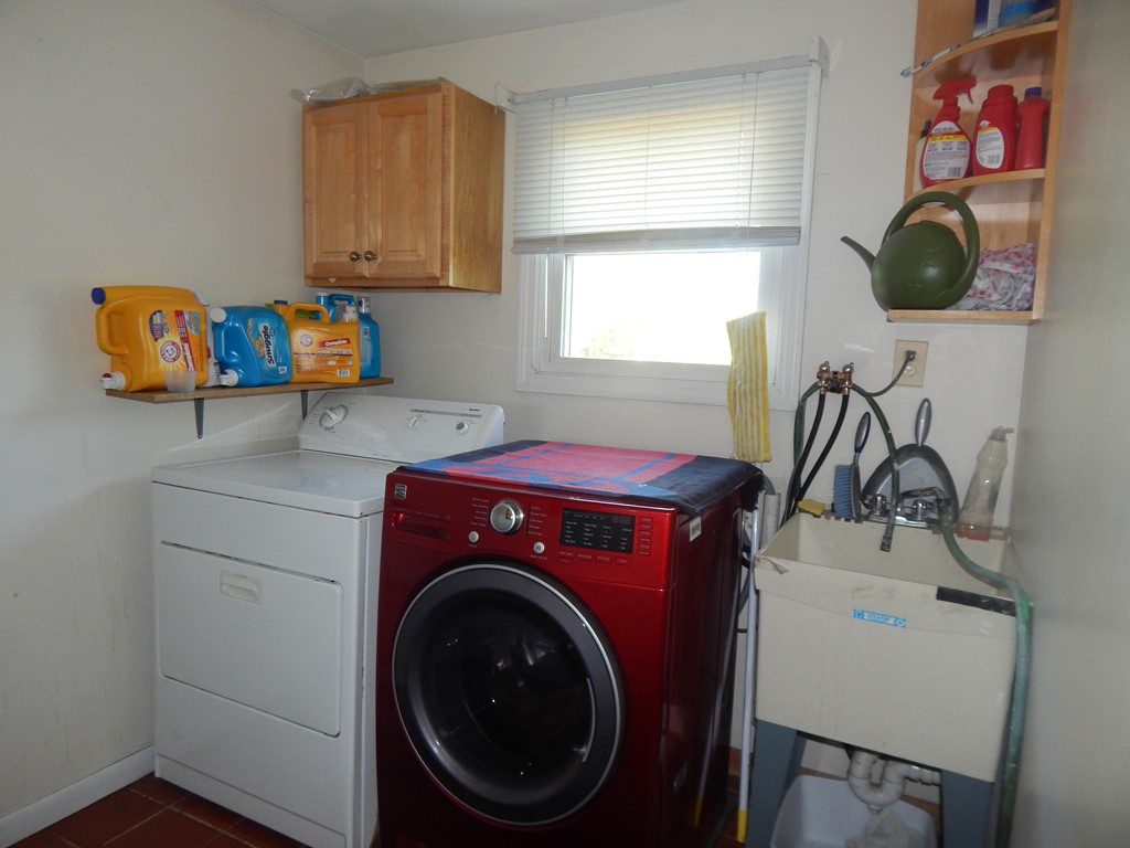 78 Howe Street Ashland, MA 01721 - Photo 24 of 30 Gallery Image 24