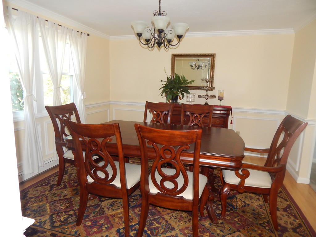 78 Howe Street Ashland, MA 01721 - Photo 4 of 30 Gallery Image 4