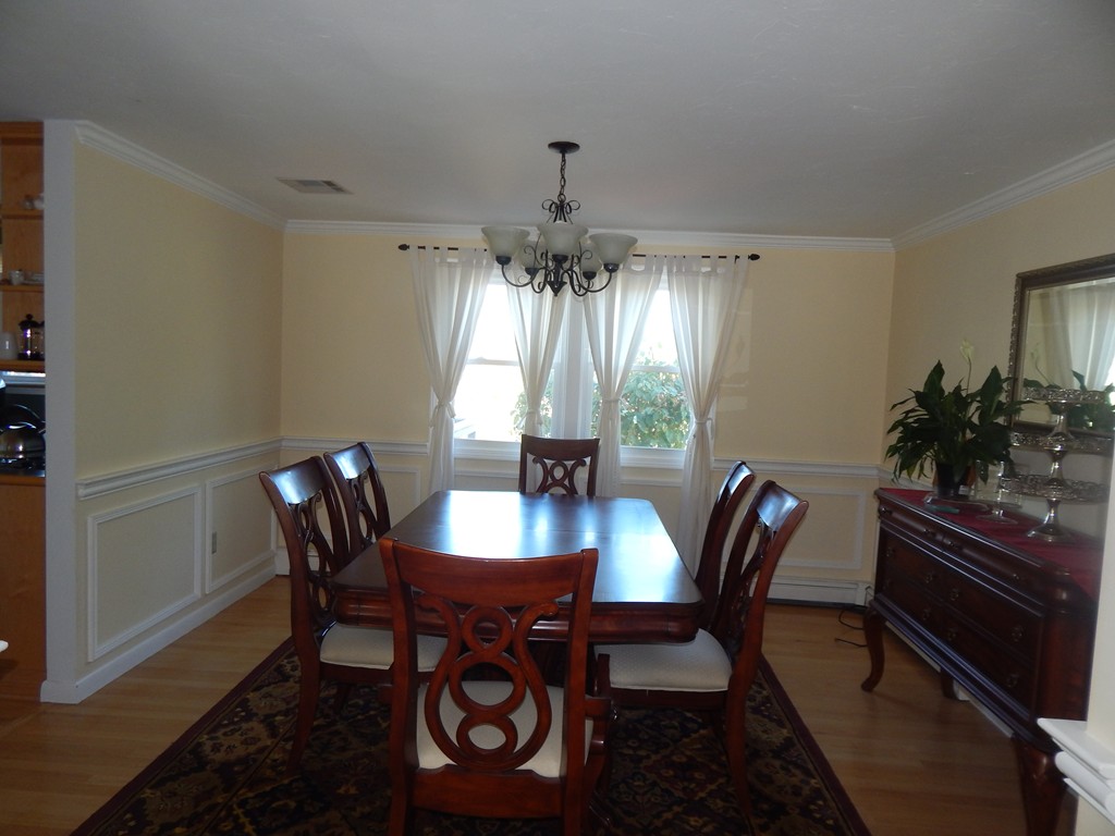 78 Howe Street Ashland, MA 01721 - Photo 5 of 30 Gallery Image 5