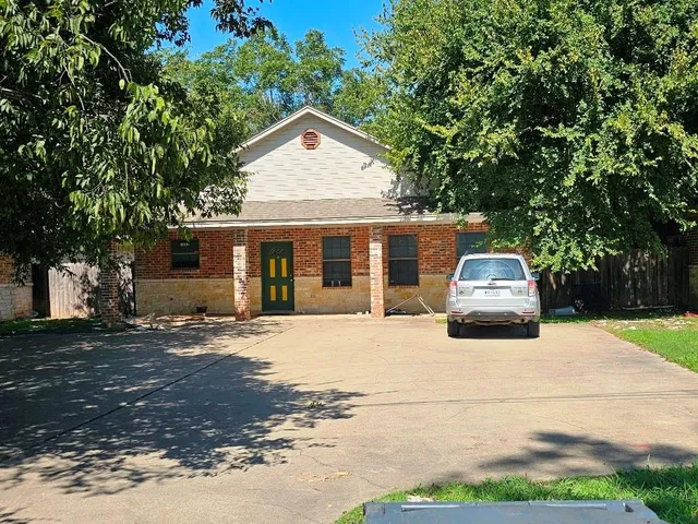 $340,000 | 2802 South 3rd Street, Waco, TX 76706