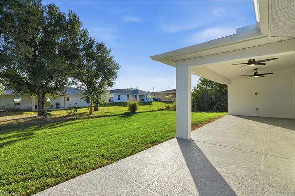 $3,200 | 3903 15th Street Southwest, Lehigh Acres, FL 33976