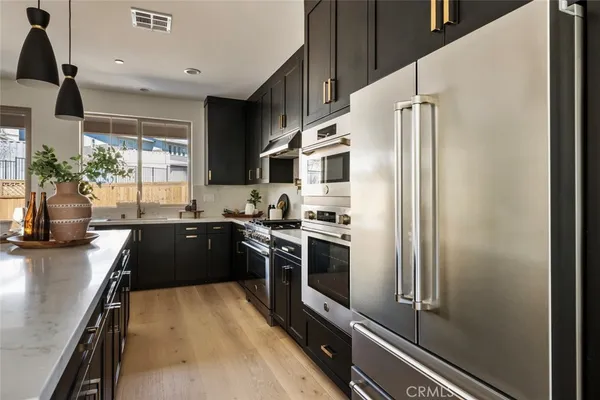 $1,749,900 | 193 East Palm Street, Altadena, CA 91001