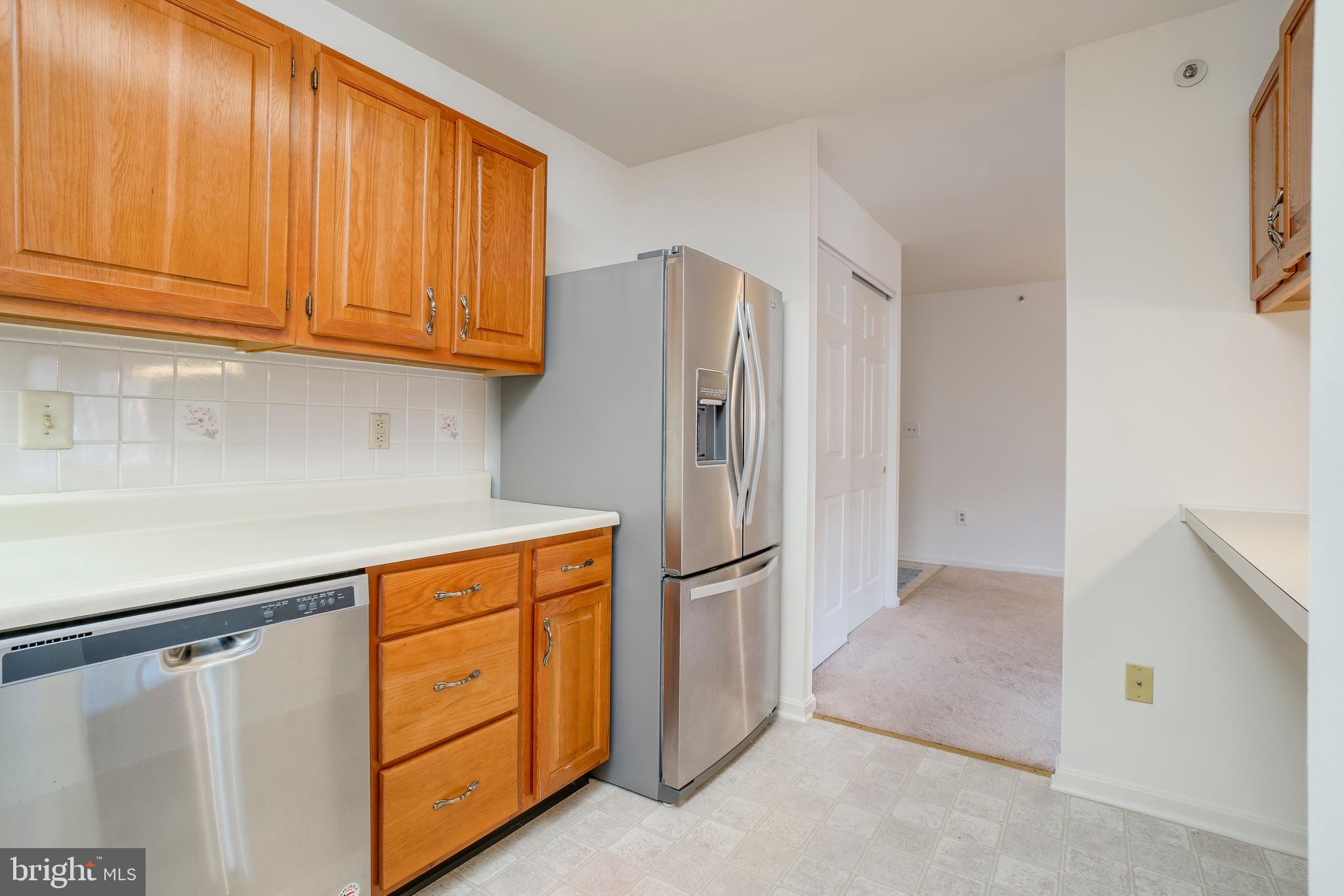 4104 Chardel Road, Unit 1B Baltimore, MD 21236 - Photo 7 of 20 Dishwasher And Side By Side Refrigerator