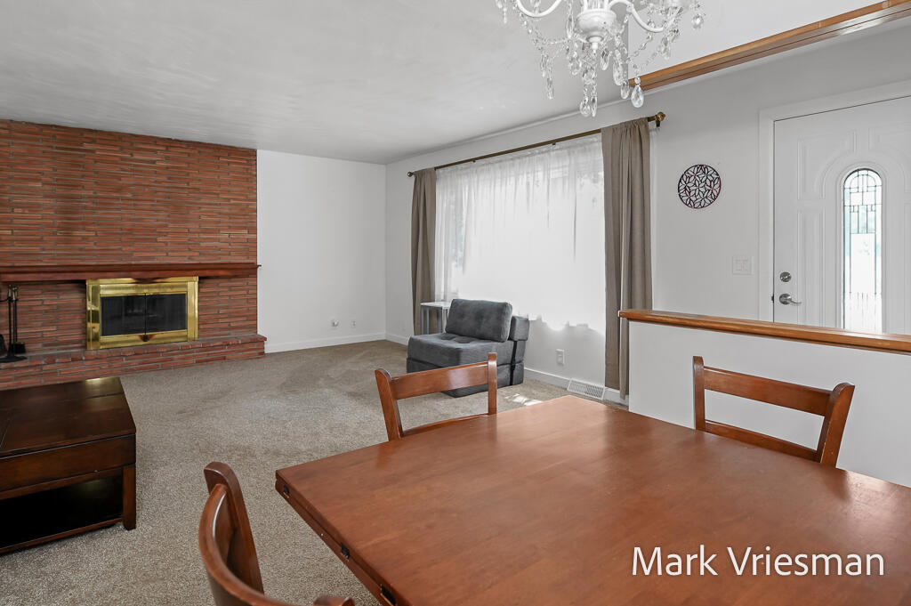 3125 Coolidge Road Muskegon, MI 49441 - Photo 9 of 46 3125CoolidgeRd-14LoRes