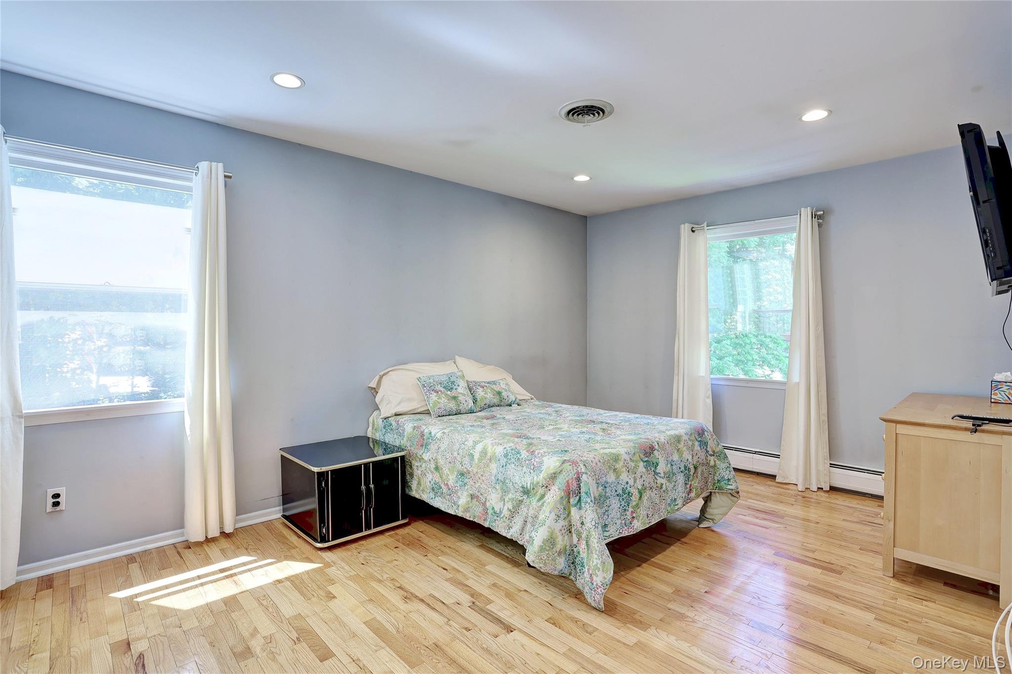 561 New Hempstead Road Spring Valley, NY 10977 - Photo 14 of 27
