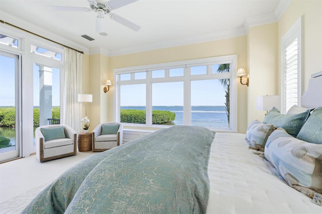 560 Harbor Point Road Longboat Key, FL 34228 - Photo 21 of 64