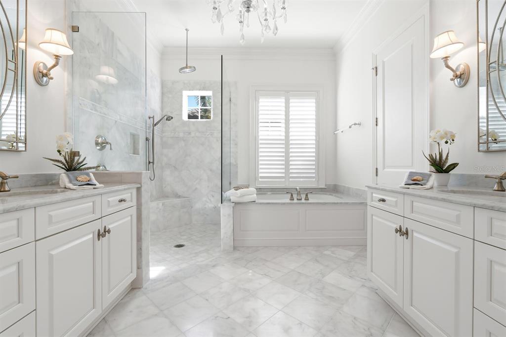 560 Harbor Point Road Longboat Key, FL 34228 - Photo 24 of 64