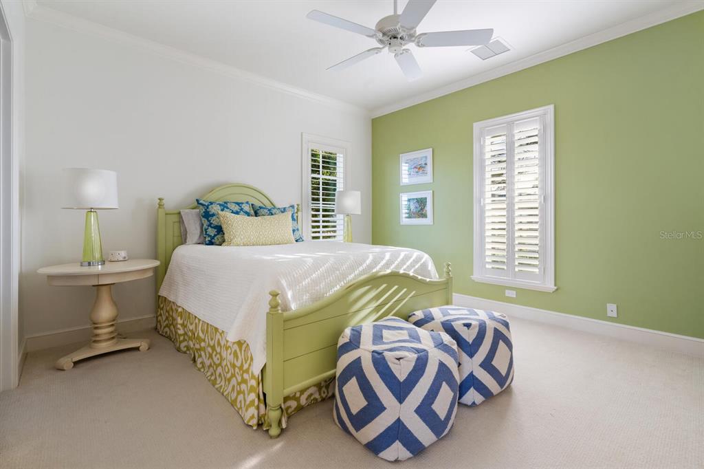 560 Harbor Point Road Longboat Key, FL 34228 - Photo 45 of 64